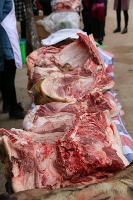 攀枝花市區迎來土特產品便利購，生態土雞蛋、青花椒、黑豬肉無需再趕集